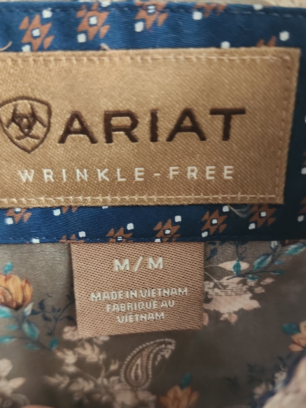 Ariat Long Sleve Shirt - Picture 2 of 7